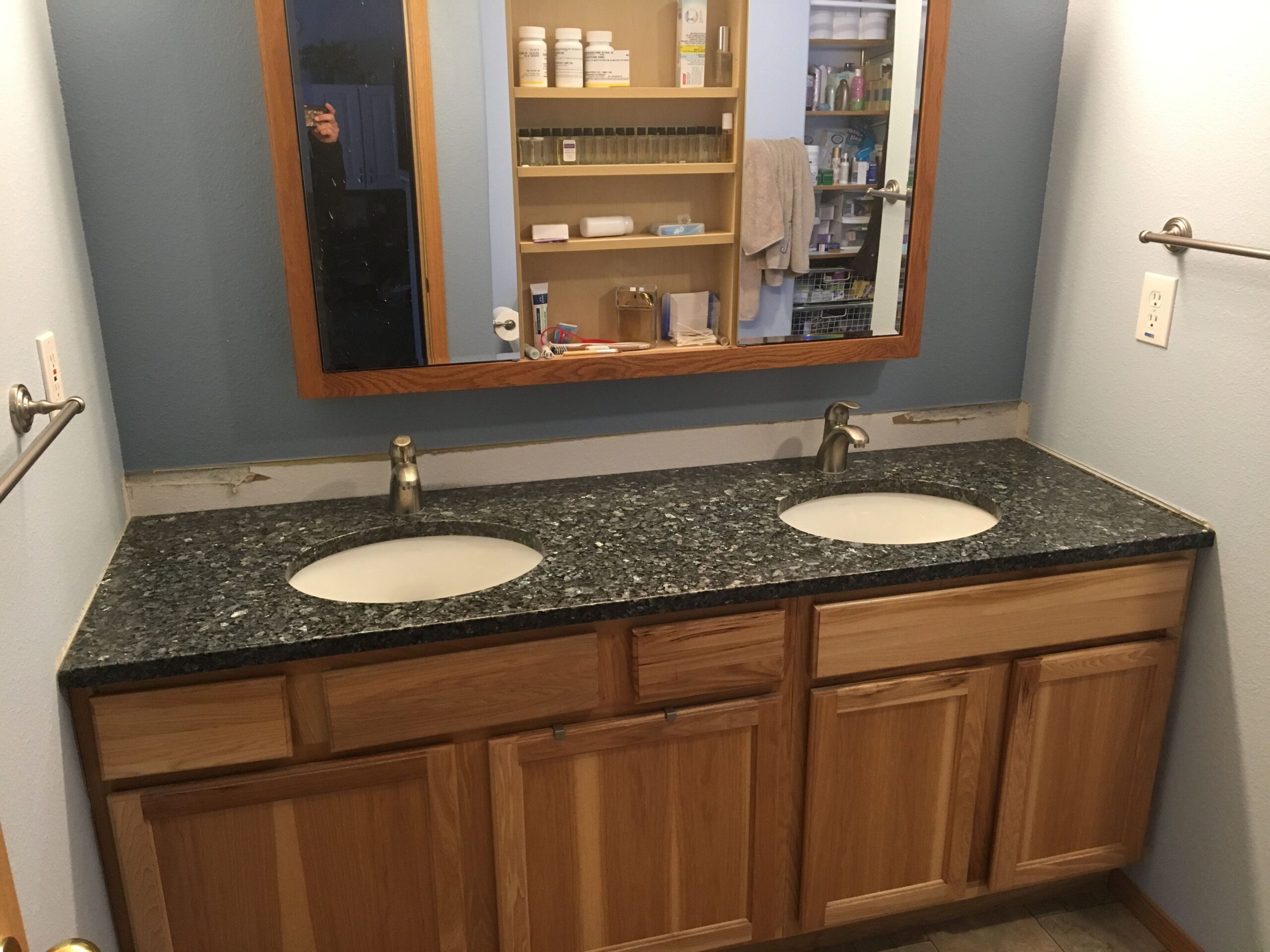 Vanity Backsplash (Before)