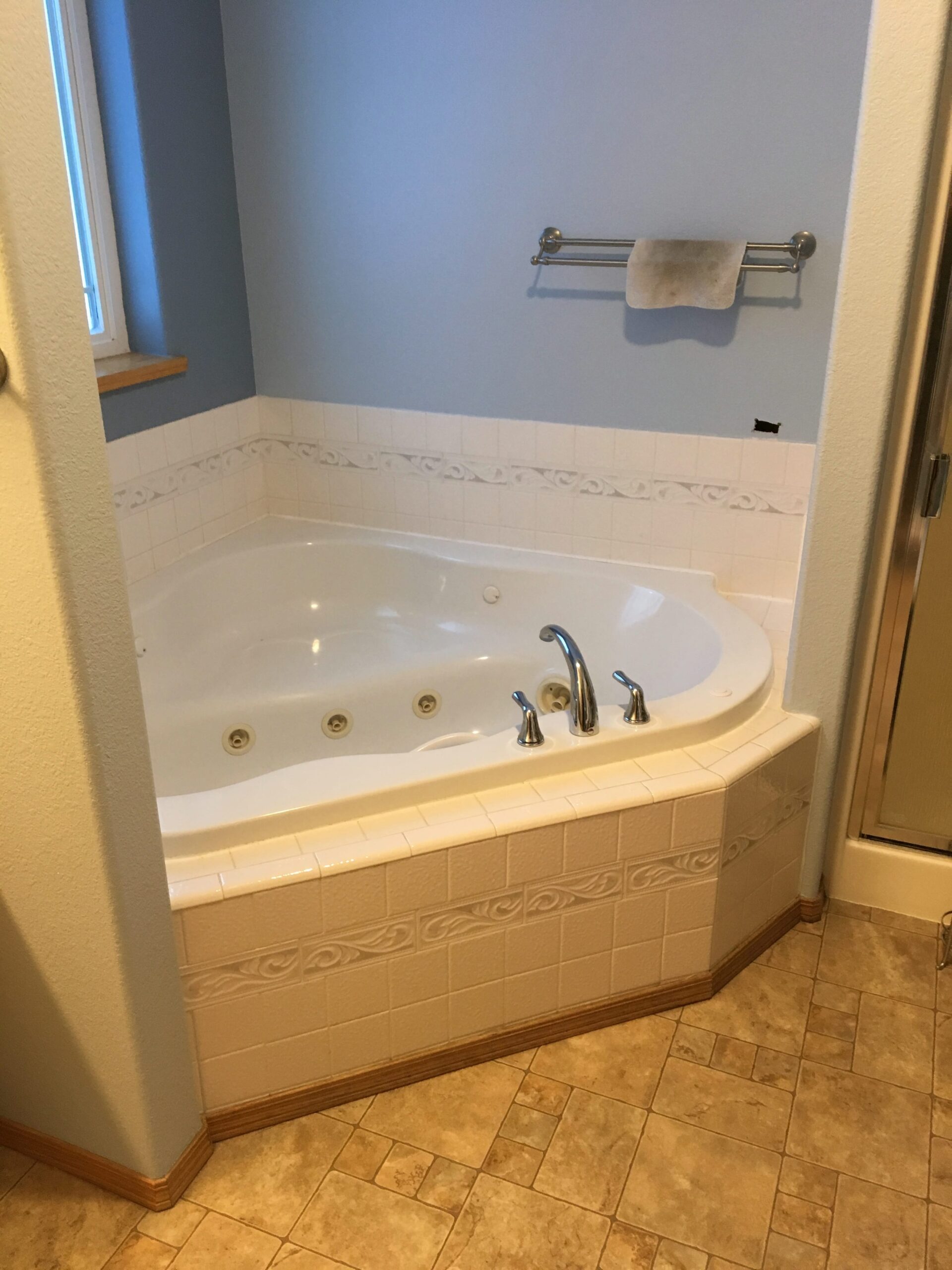 Bathtub (Before)